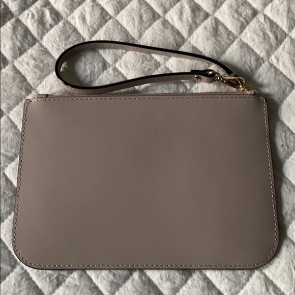 Kate Spade NEW Wristlet Sand Color - Picture 3 of 6